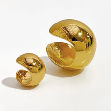 Load image into Gallery viewer, Perry Ear Cuff Large