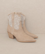 Load image into Gallery viewer, OASIS SOCIETY Cannes - Pearl Studded Western Boots
