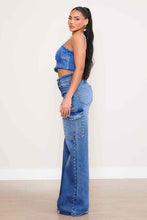 Load image into Gallery viewer, Pearl High-Rise Wide Leg Cargo Jeans
